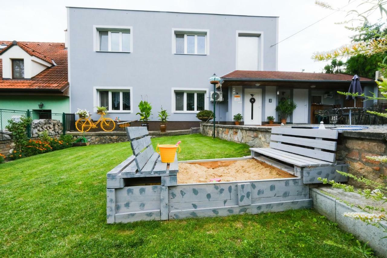 Apartment Livi Mikulov Dış mekan fotoğraf